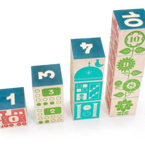 Count and Stack Numbered Blocks